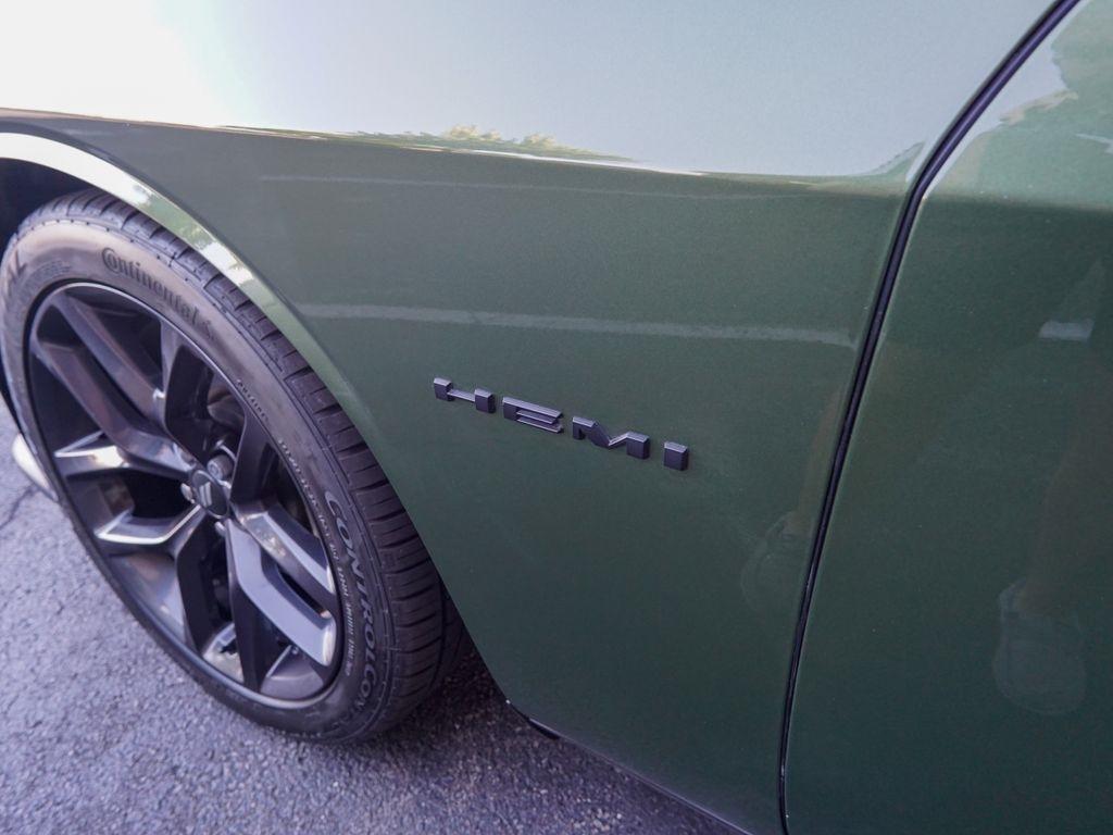 Dodge Challenger  2021