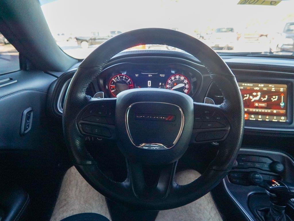 Dodge Challenger  2021