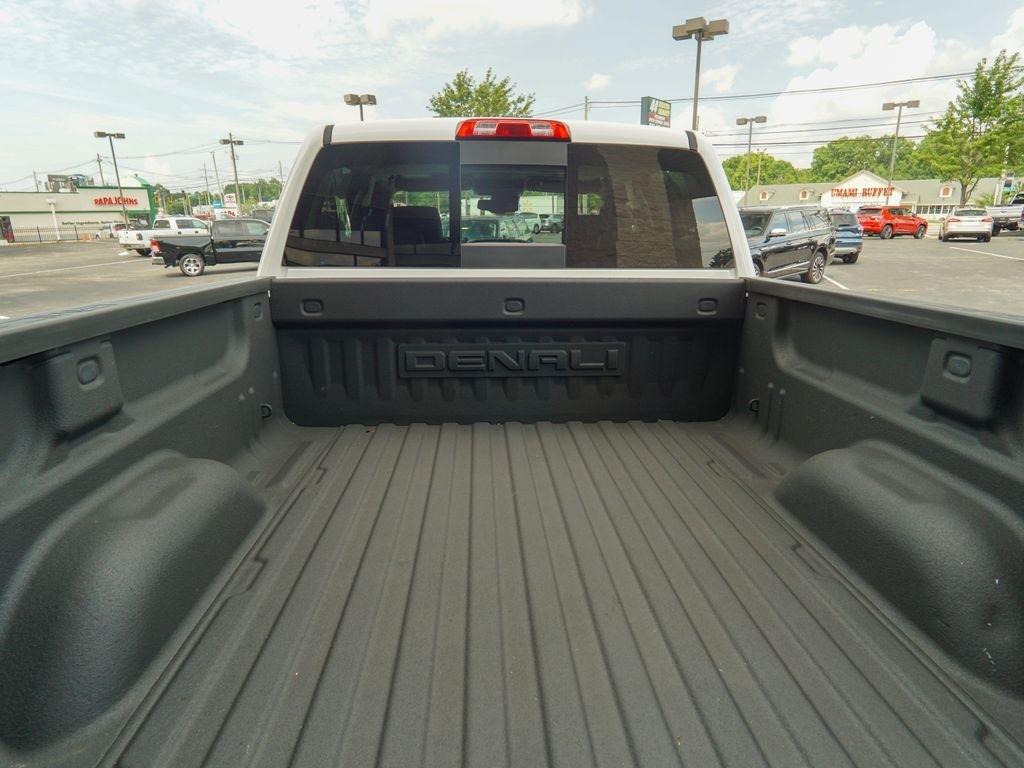 GMC Sierra 2500HD available WiFi  2015
