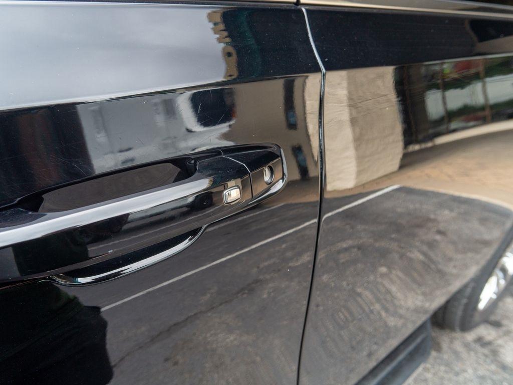 Chevrolet Tahoe  2021