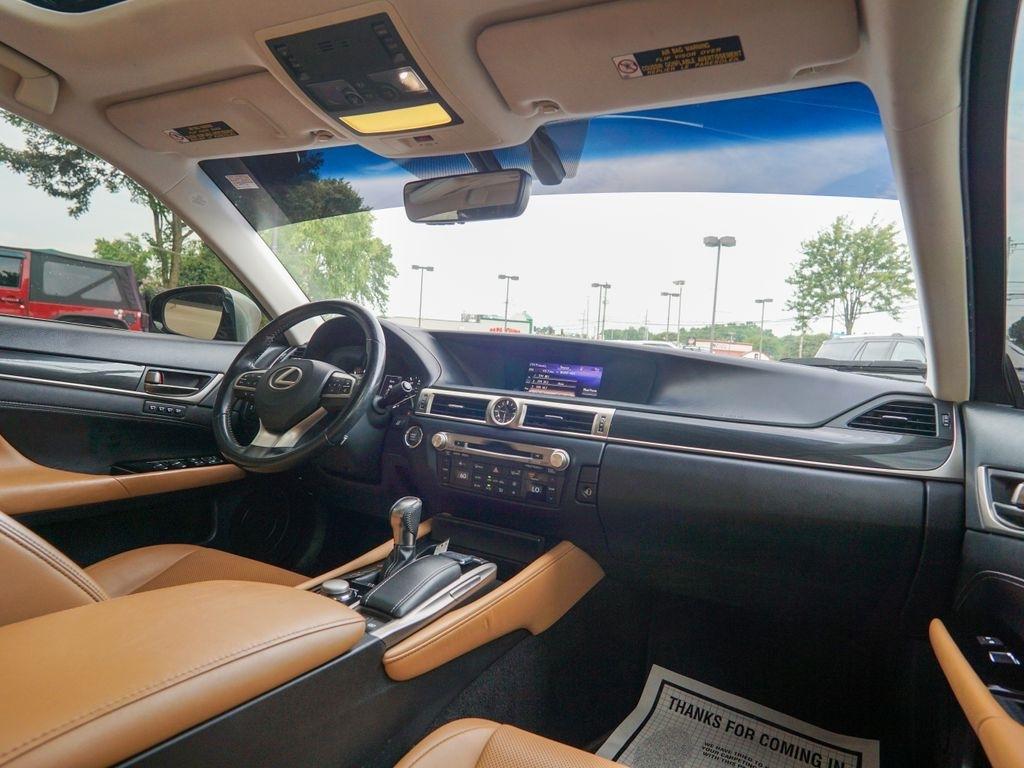 Lexus GS 200T  2016