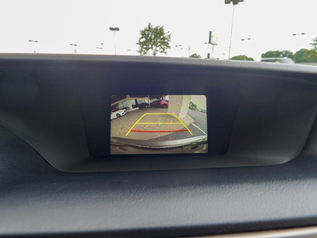 Lexus GS 200T  2016