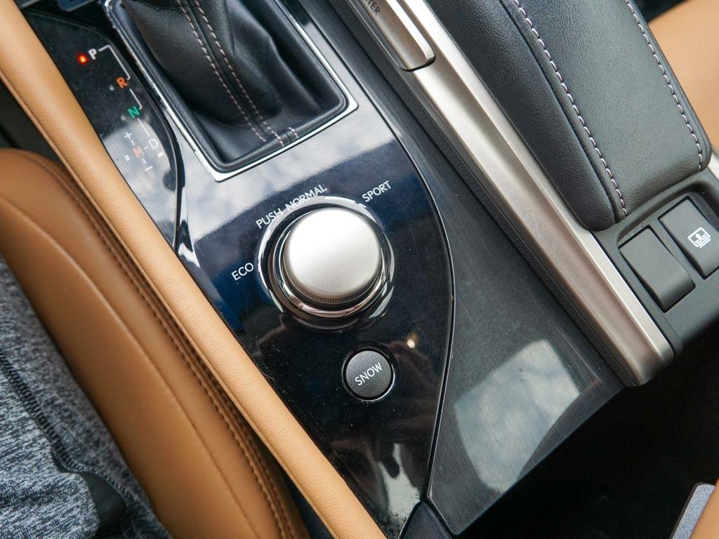 Lexus GS 200T  2016