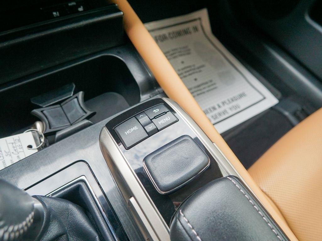 Lexus GS 200T  2016