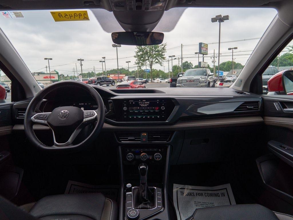 Volkswagen Taos  2023