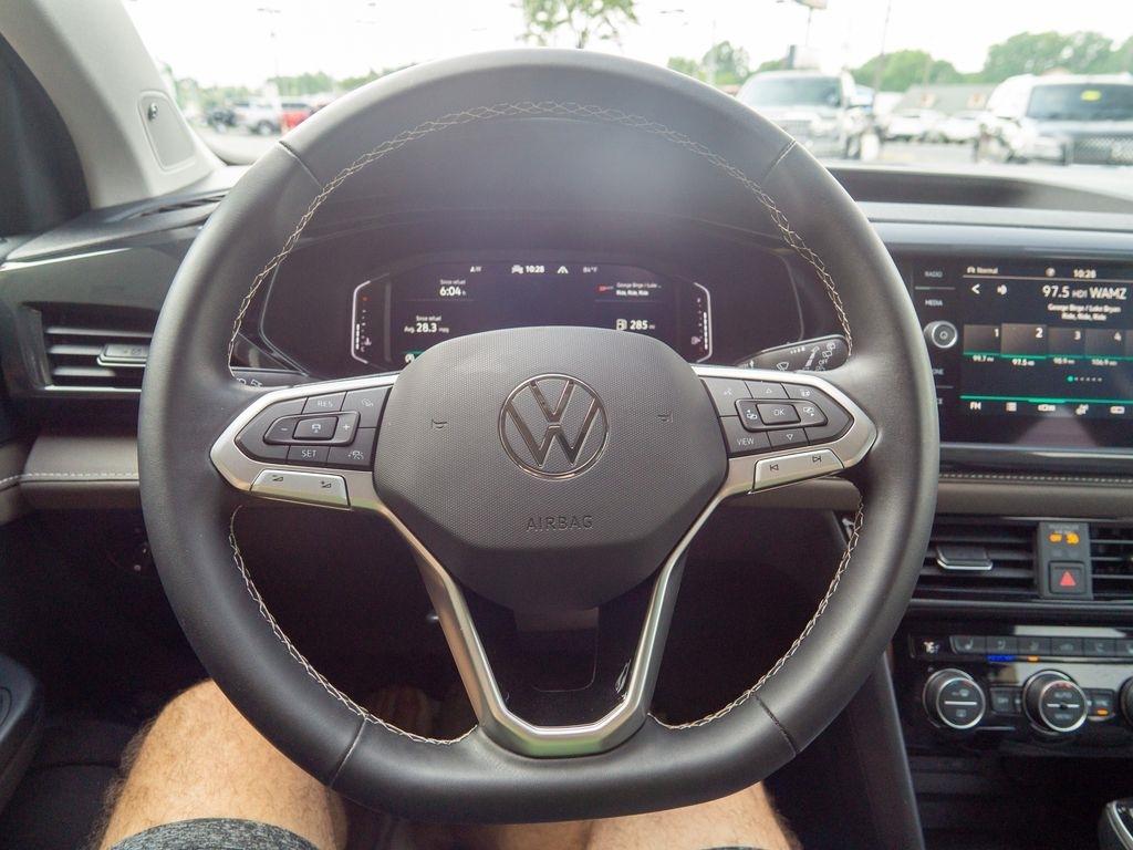 Volkswagen Taos  2023