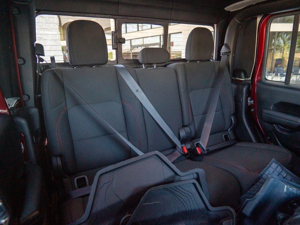 Jeep Gladiator  2021