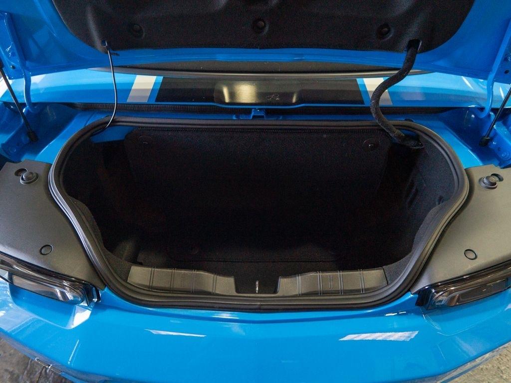 Chevrolet Camaro  2023