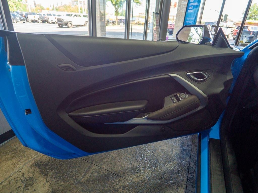 Chevrolet Camaro  2023