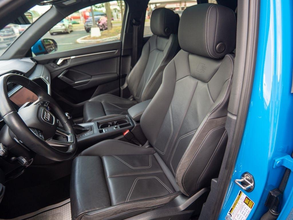 Audi Q3  2022