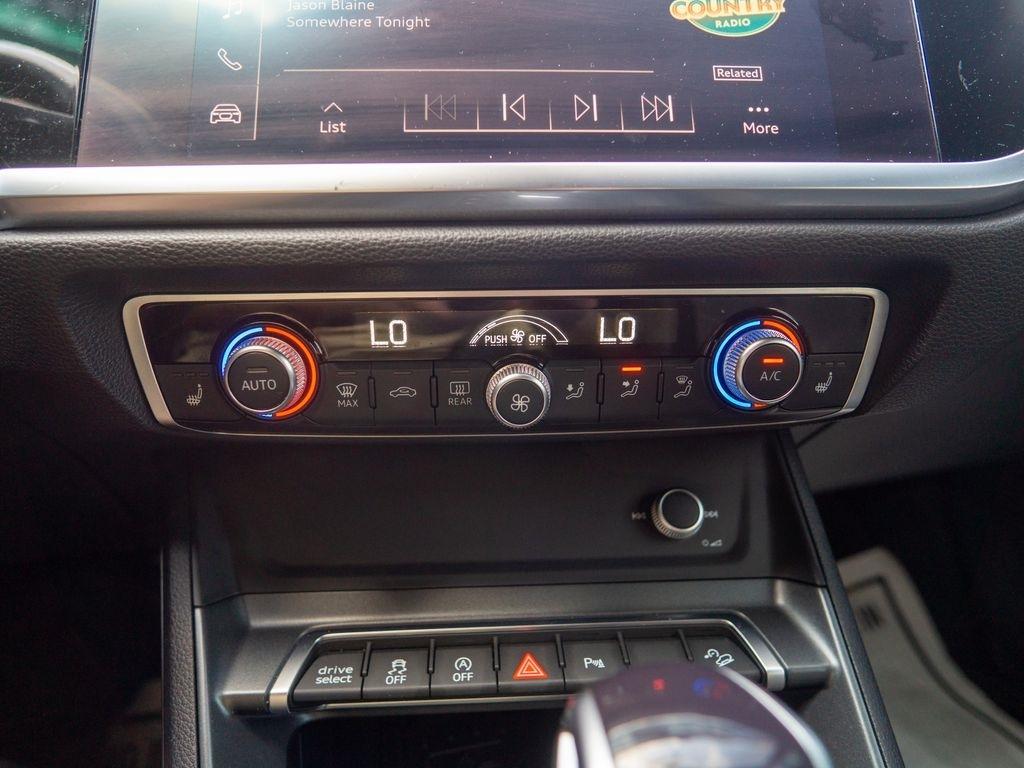 Audi Q3  2022