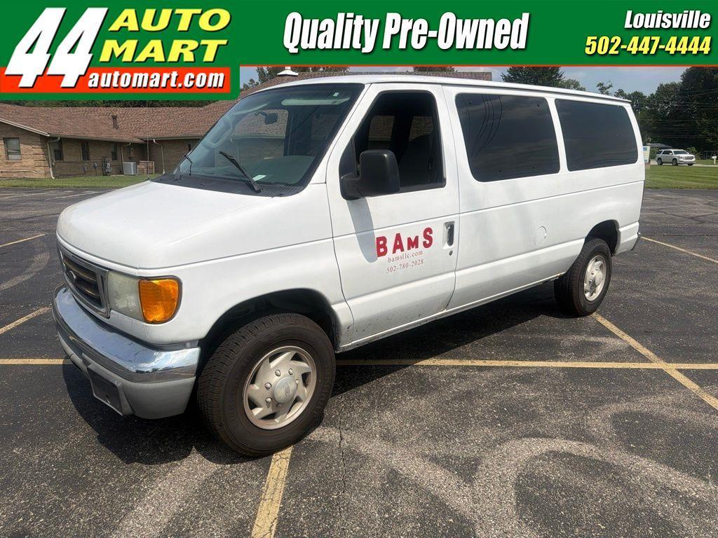 2005 Ford Econoline Wagon XLT
