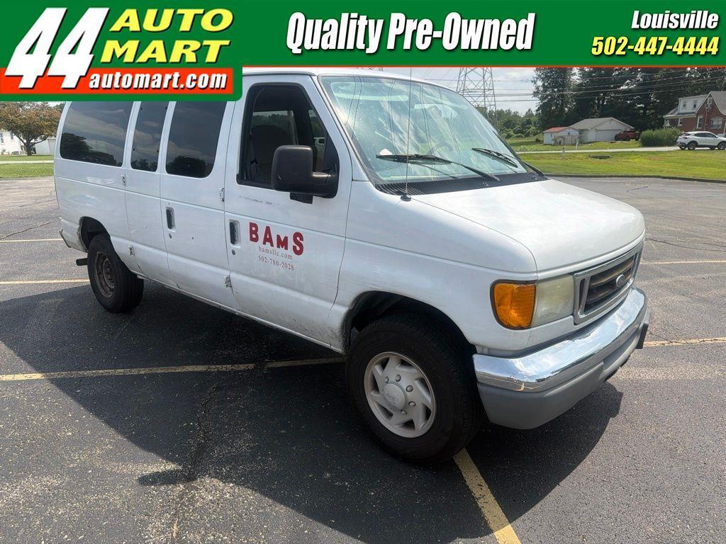 2005 Ford Econoline Wagon XLT