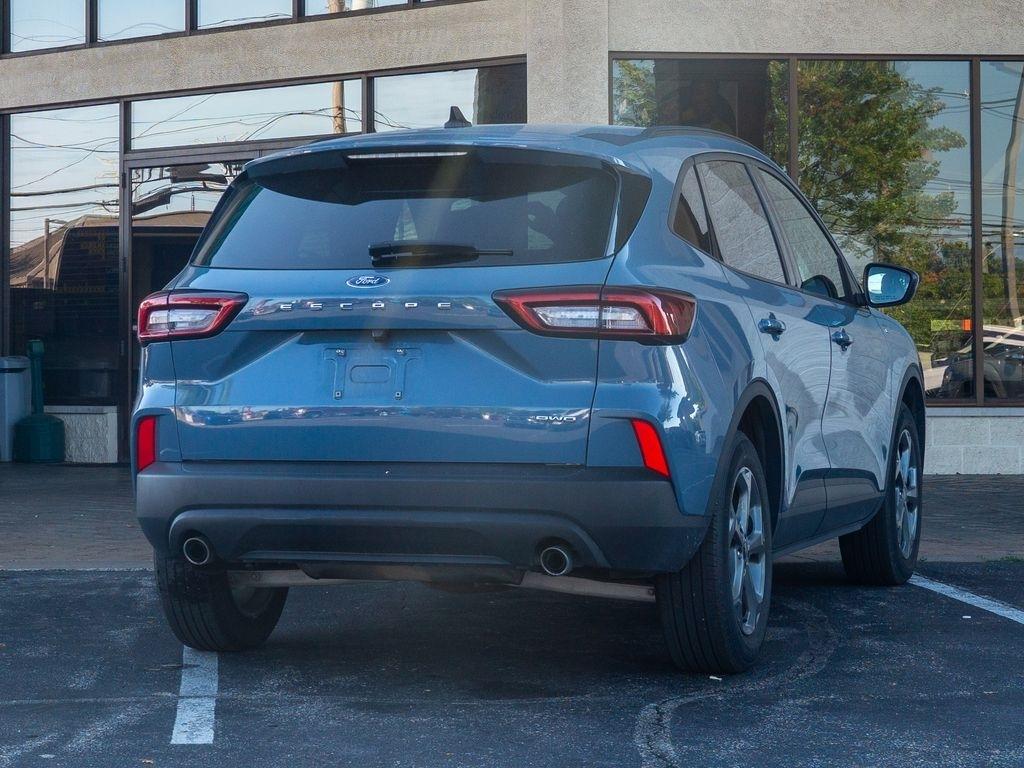 Ford Escape  2025