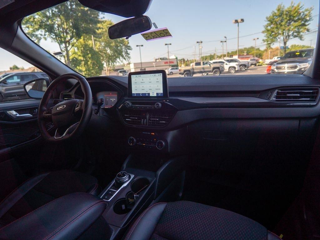 Ford Escape  2025