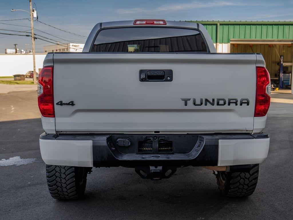 Toyota Tundra 4WD  2017