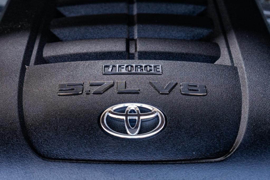 Toyota Tundra 4WD  2017