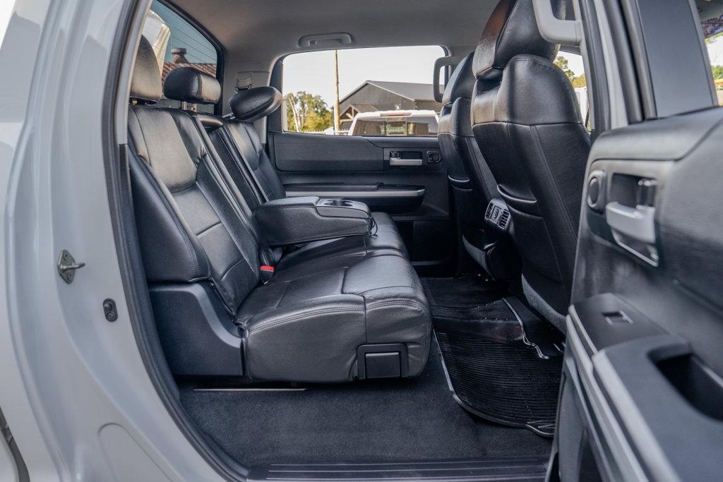 Toyota Tundra 4WD  2017