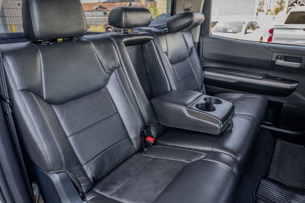 Toyota Tundra 4WD  2017