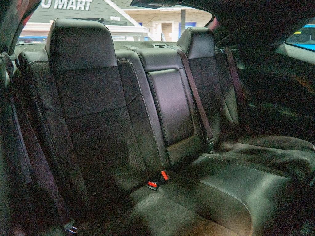 Dodge Challenger photo 28