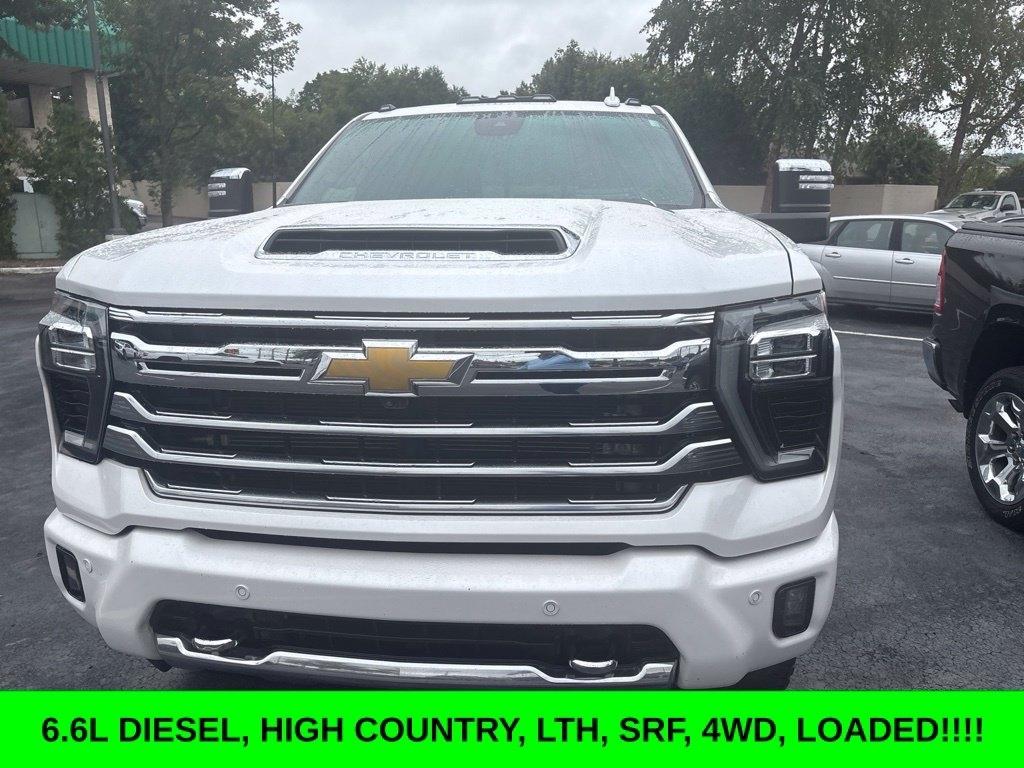 Chevrolet Silverado HD photo 9