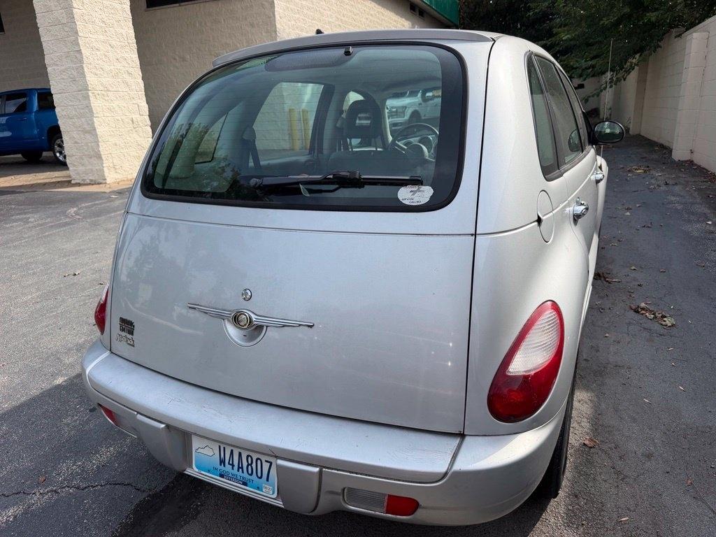 Chrysler PT Cruiser photo 5