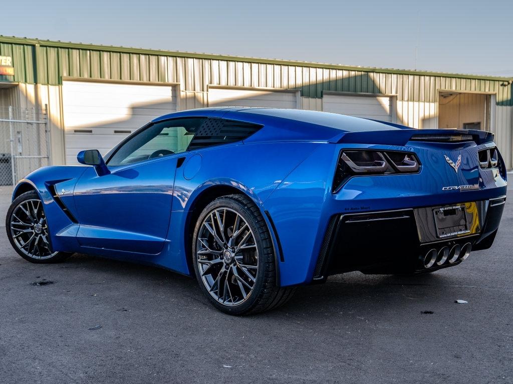 Chevrolet Corvette photo 4