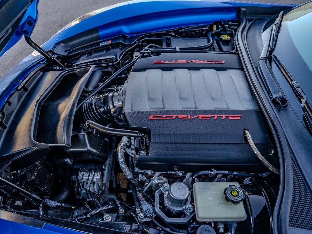 Chevrolet Corvette photo 11