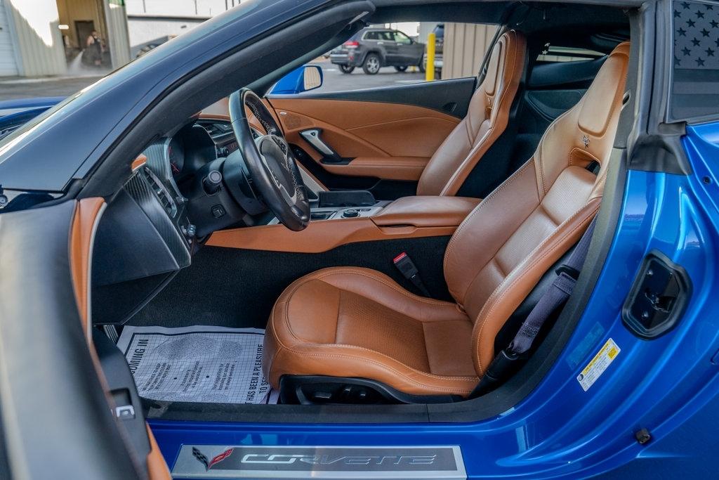Chevrolet Corvette photo 13