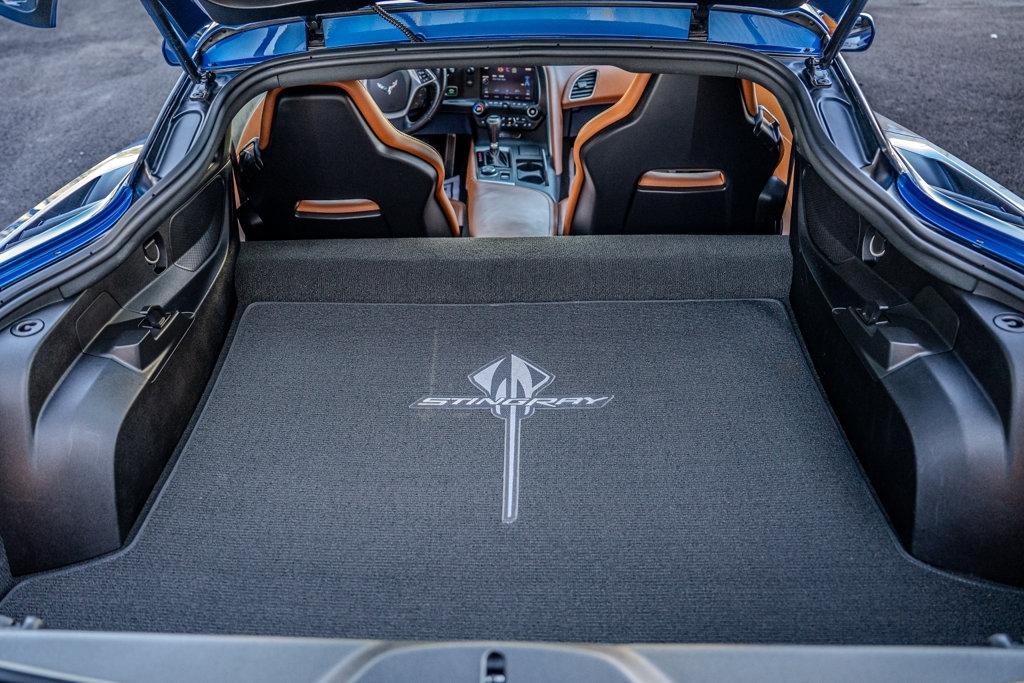Chevrolet Corvette photo 18