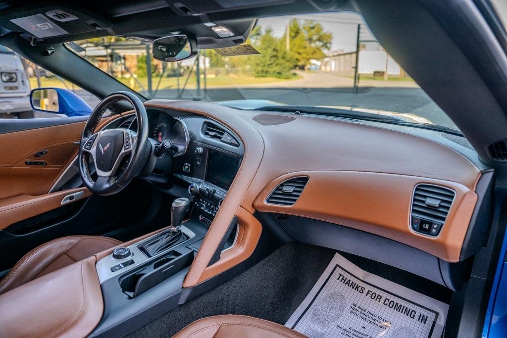 Chevrolet Corvette photo 20