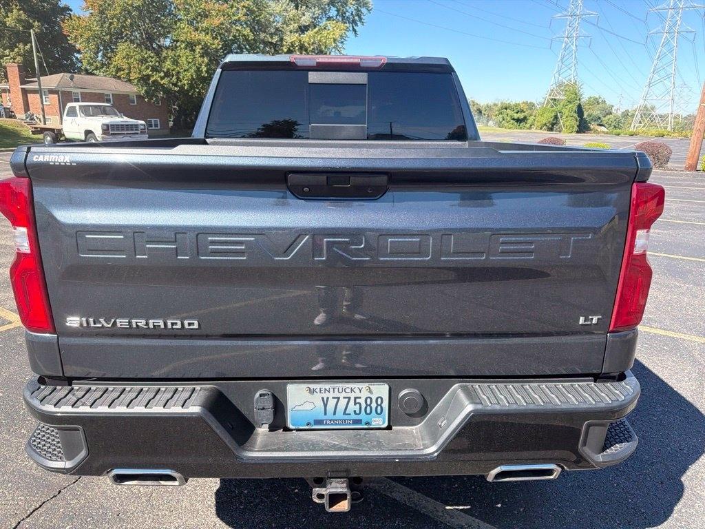 Chevrolet Silverado photo 5