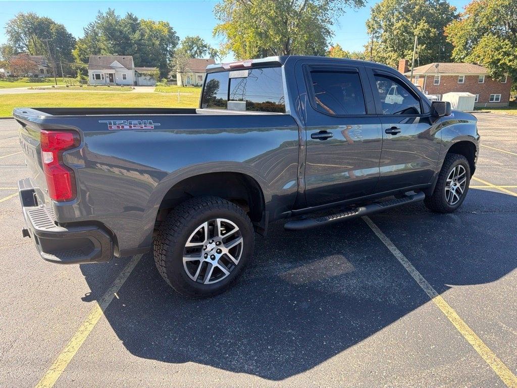 Chevrolet Silverado photo 7