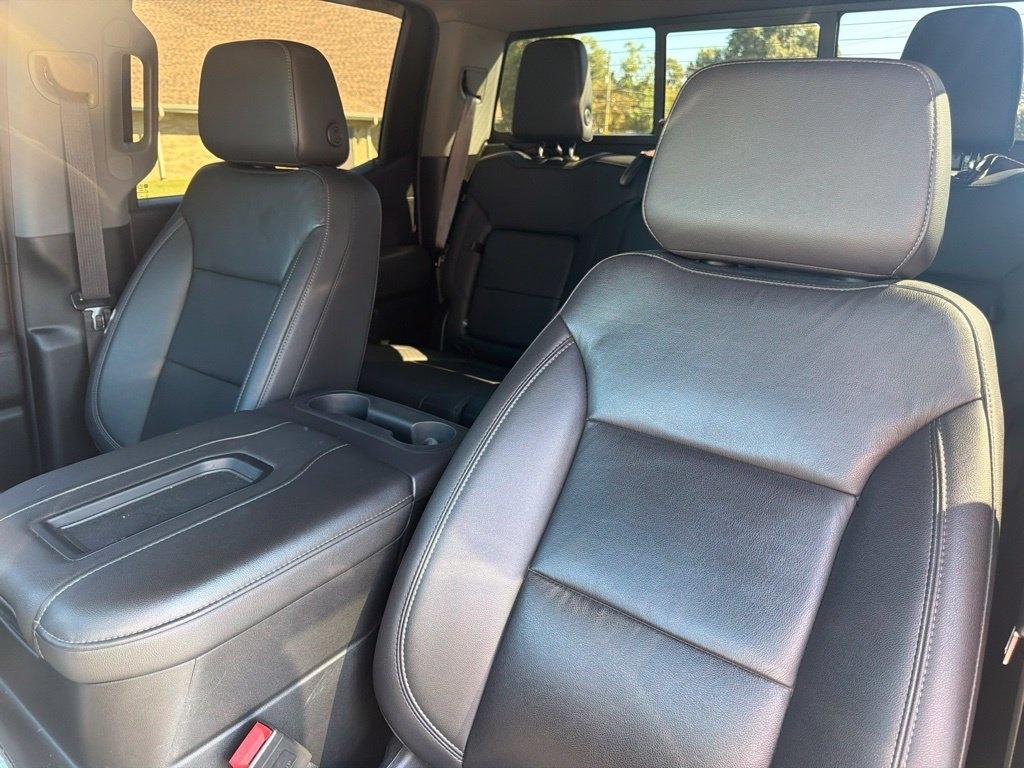 Chevrolet Silverado photo 13