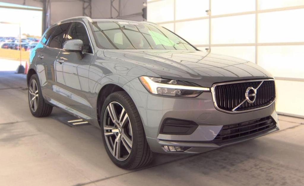 2021 Volvo XC60 T5 Momentum