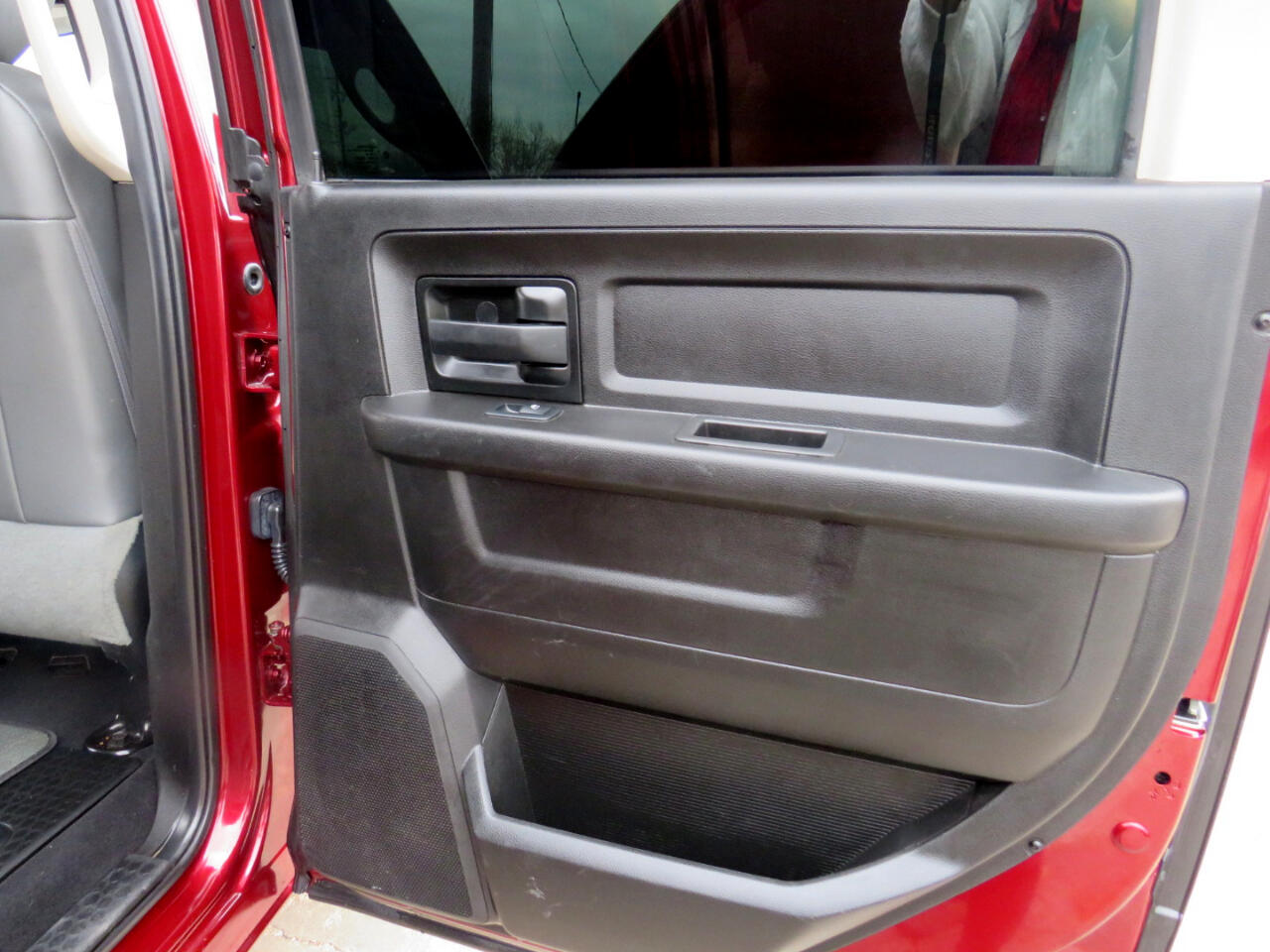 Dodge Ram 3500 Crew Cab 4WD DRW 2018