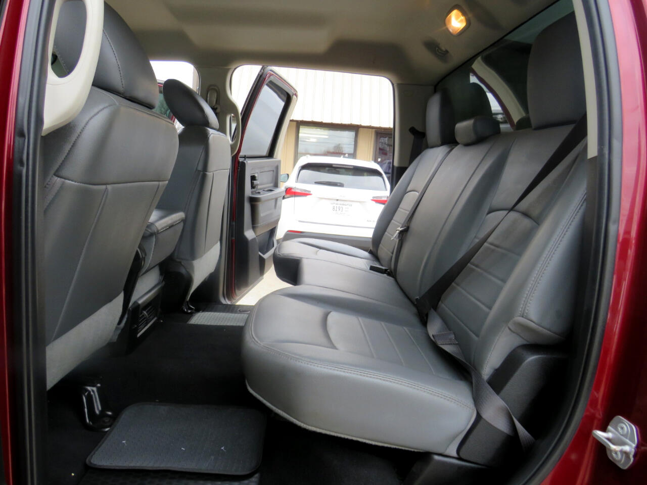 Dodge Ram 3500 Crew Cab 4WD DRW 2018