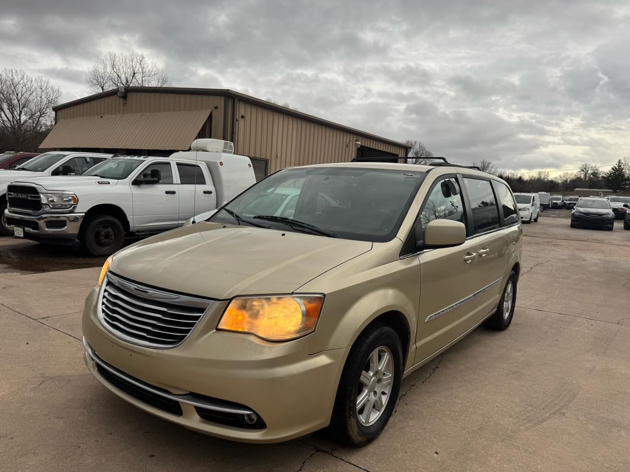 Chrysler Town & Country Touring 2012