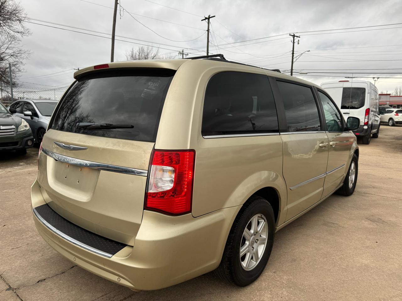 Chrysler Town & Country Touring 2012