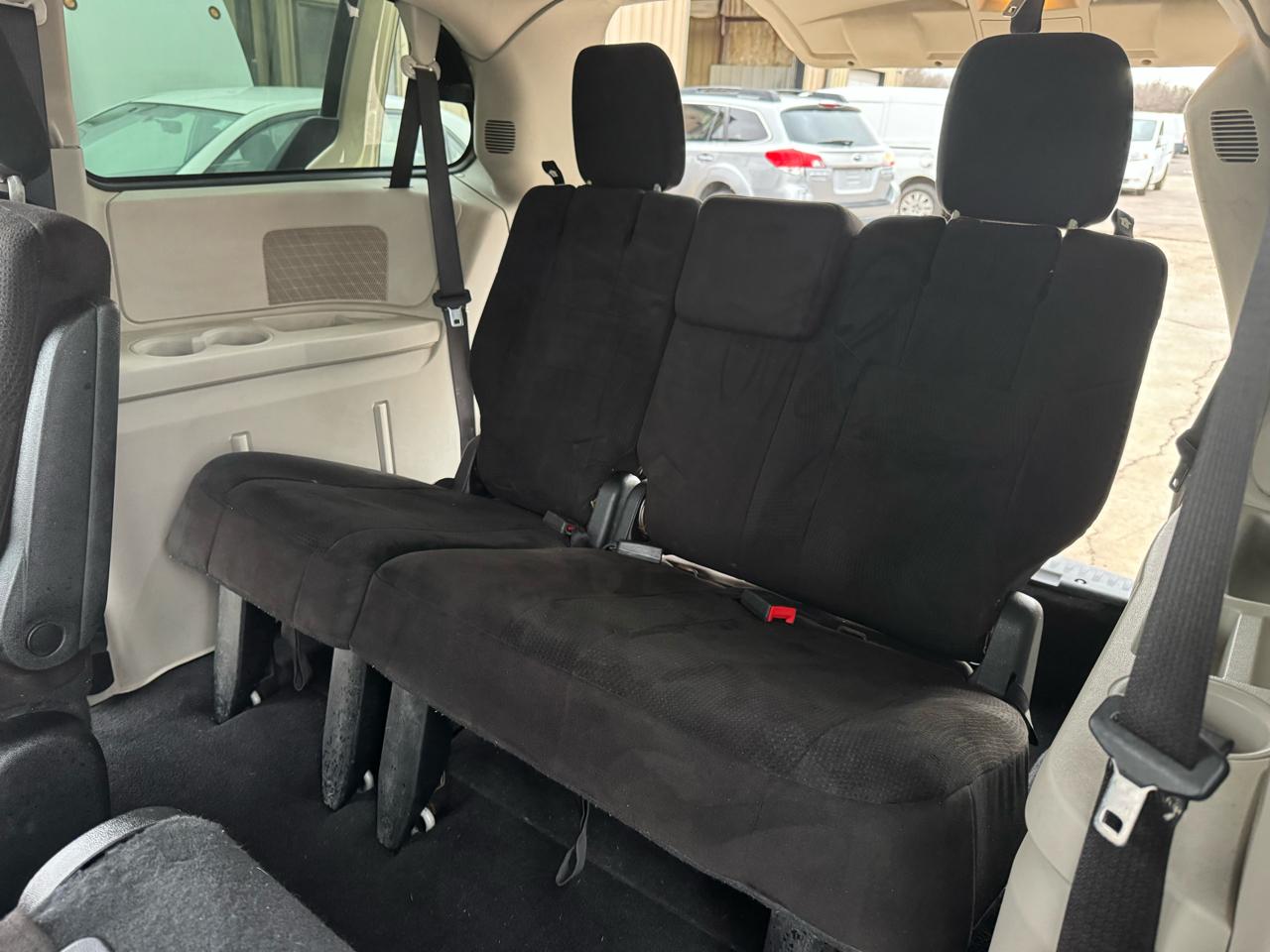 Chrysler Town & Country Touring 2012