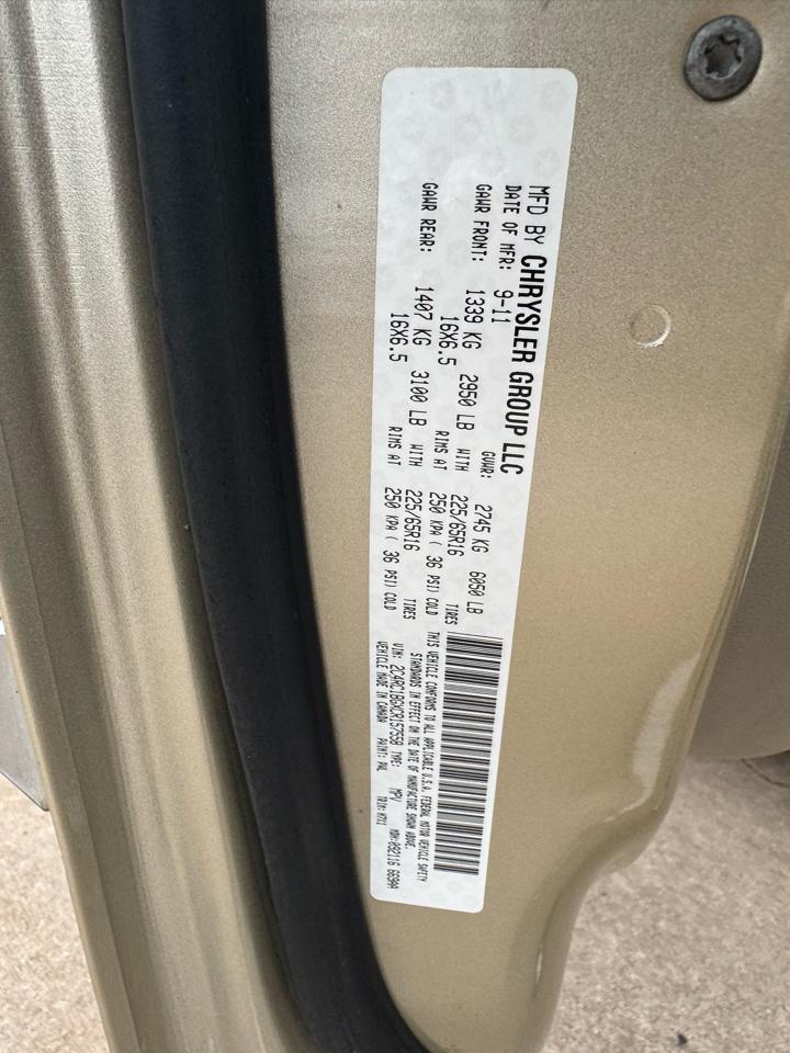 Chrysler Town & Country Touring 2012