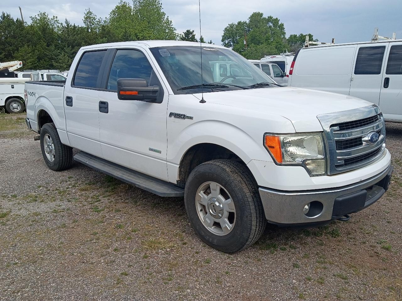 Ford F-150 4WD SuperCab 133" XLT 2014