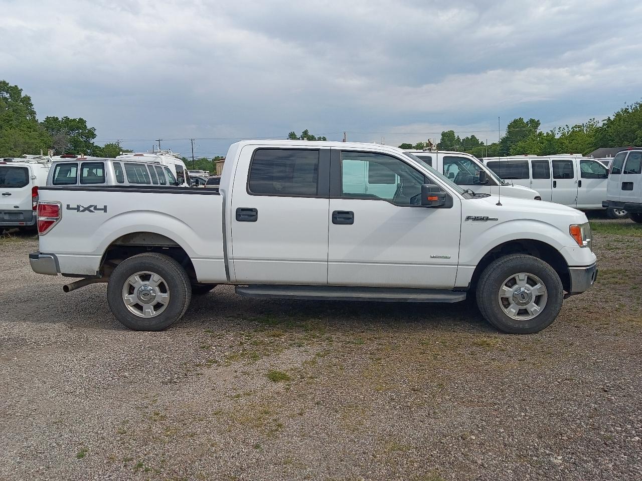 Ford F-150 4WD SuperCab 133" XLT 2014
