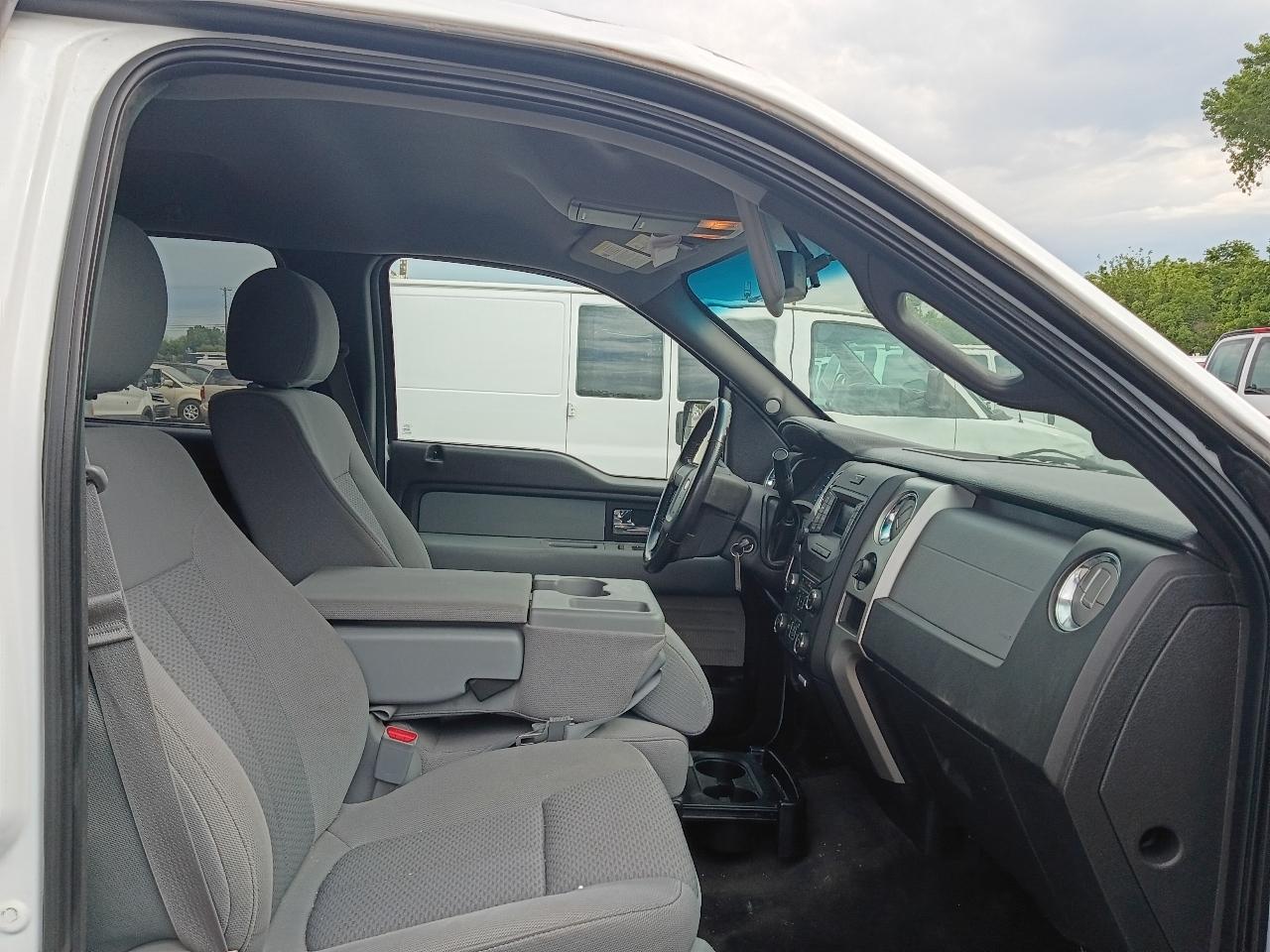 Ford F-150 4WD SuperCab 133" XLT 2014