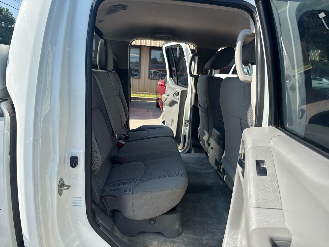 Nissan Frontier  2018