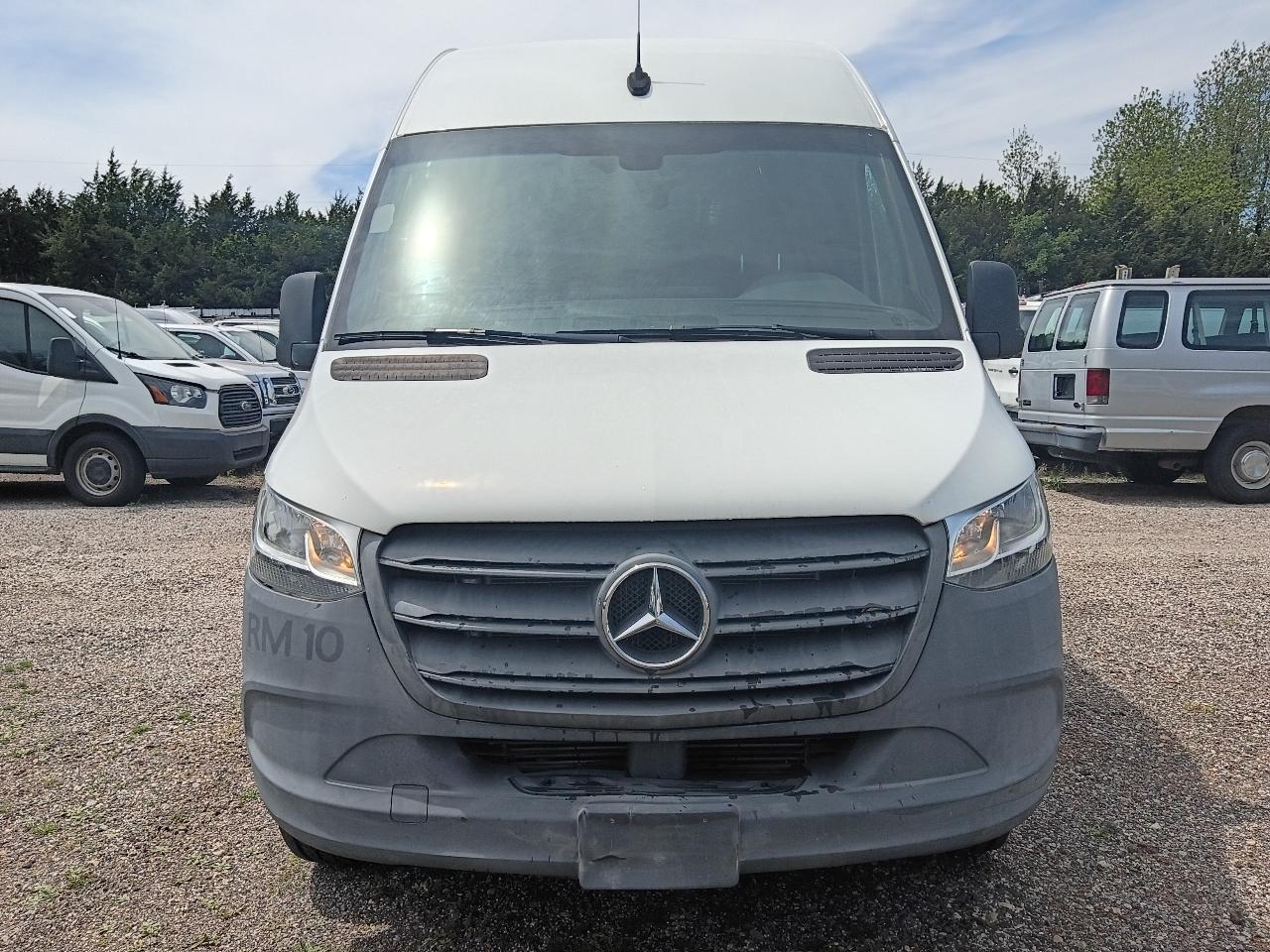 Mercedes-Benz Sprinter  2021