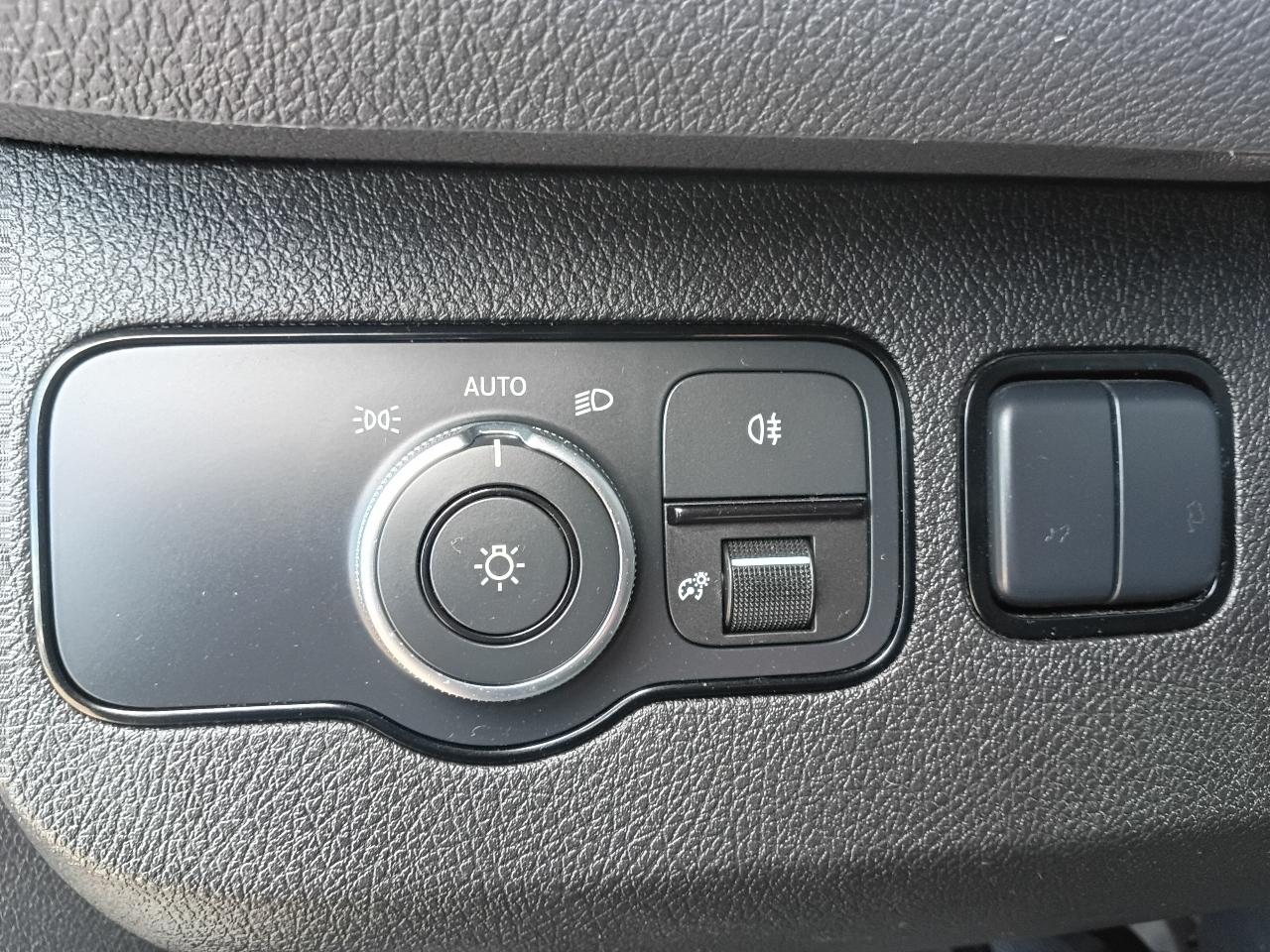 Mercedes-Benz Sprinter  2021