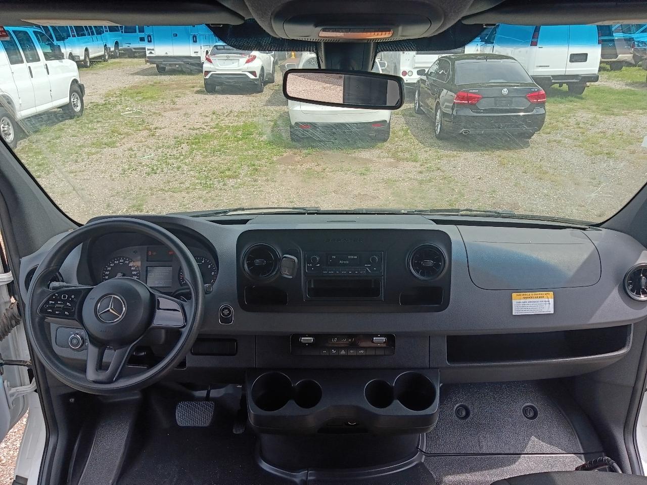 Mercedes-Benz Sprinter  2021