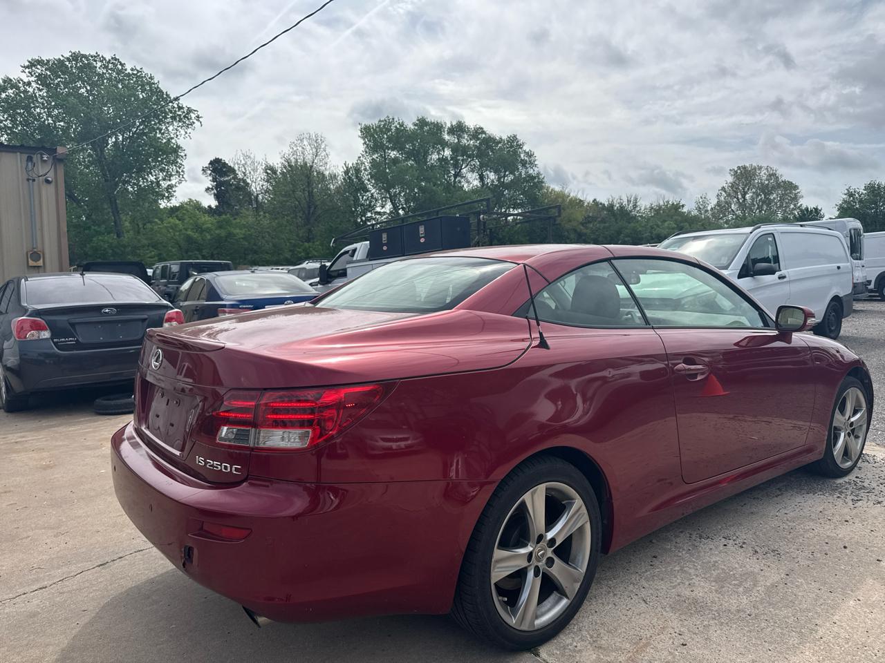 Lexus IS C 250 2013