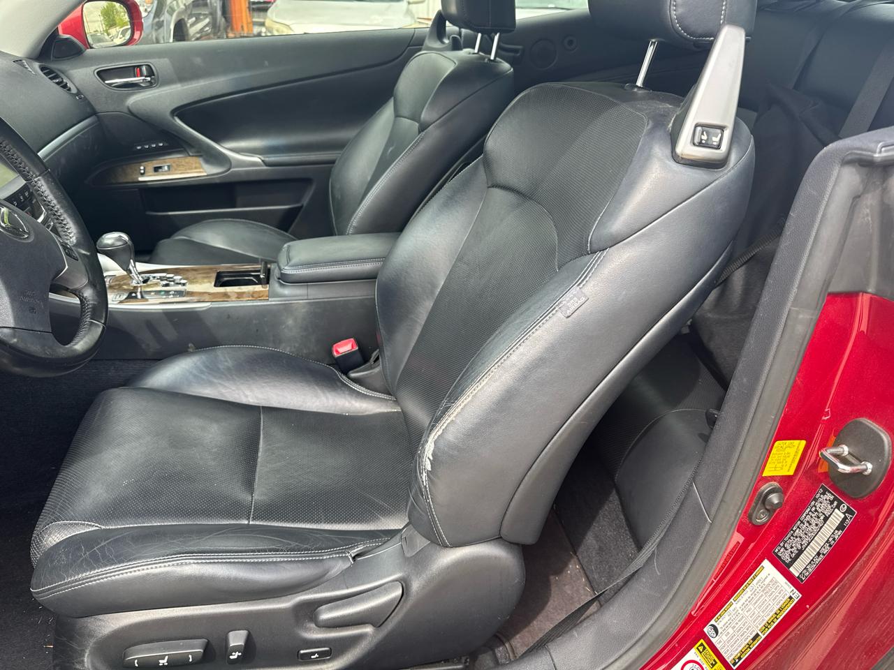 Lexus IS C 250 2013